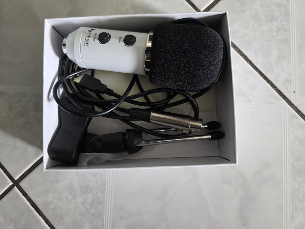 FIFINE USB Microphone with Pop Filter