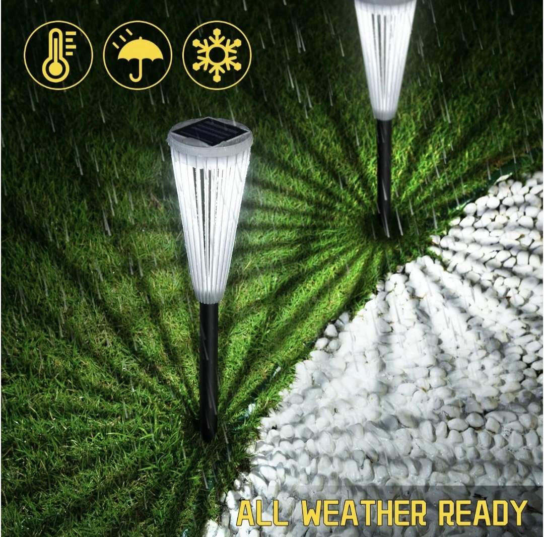 Solar Powered Garden Lights 2 settings. $3 each - photo 2