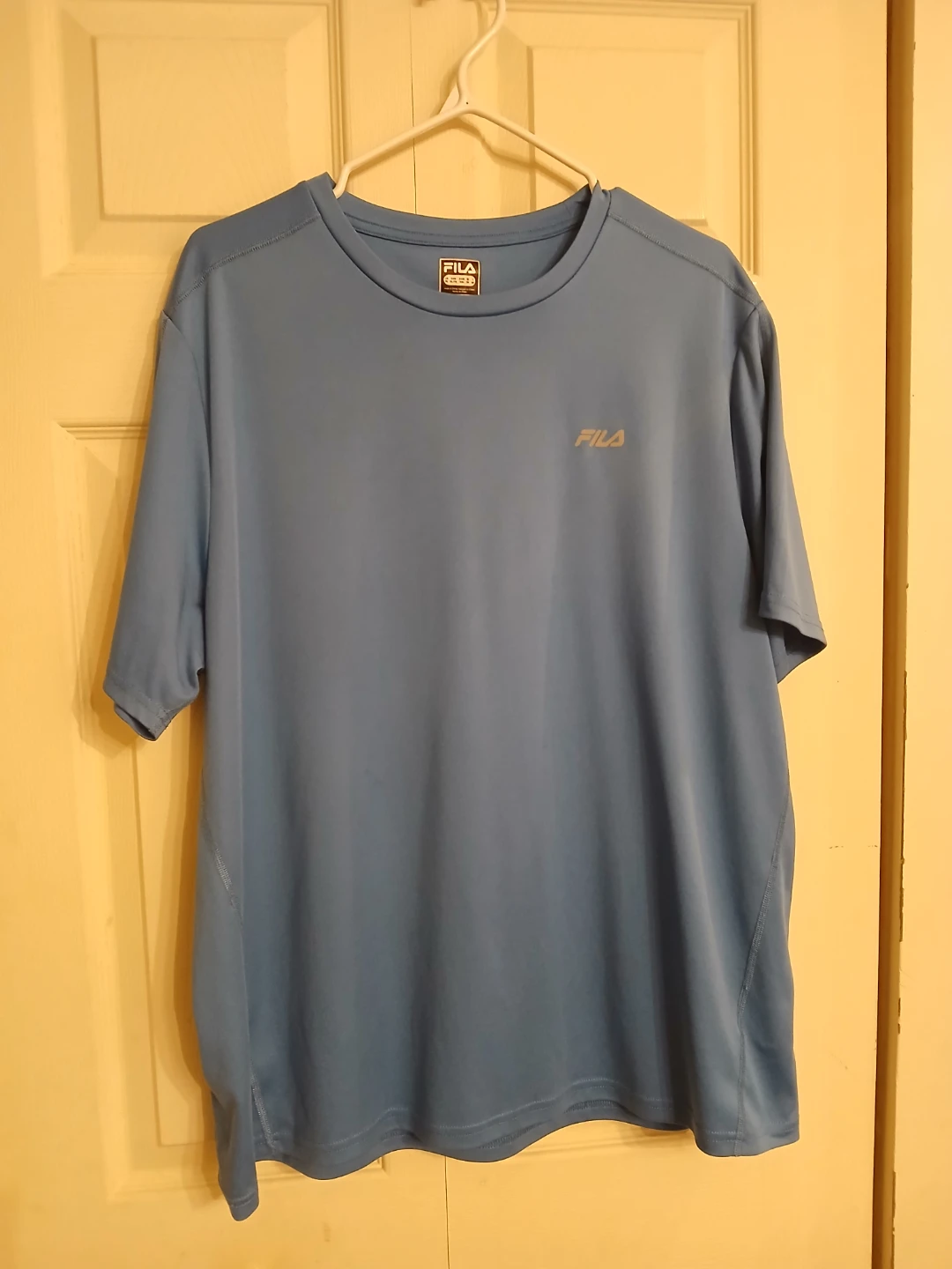 Fila men's blue performance tee, size XL