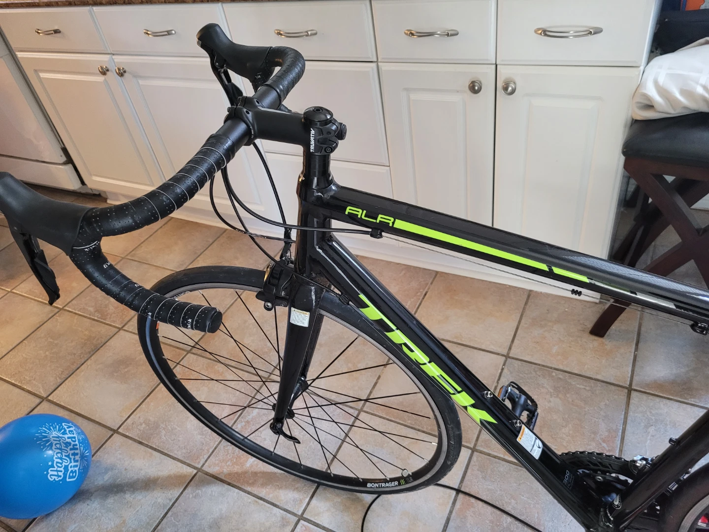 Trek Émonda ALR Road Bike - photo 2