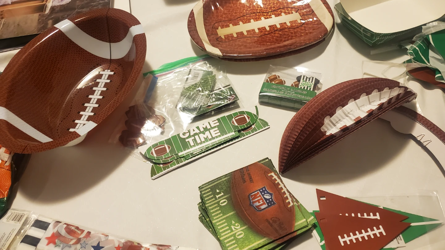 Football Themed Party Supplies- 1st down - photo 5