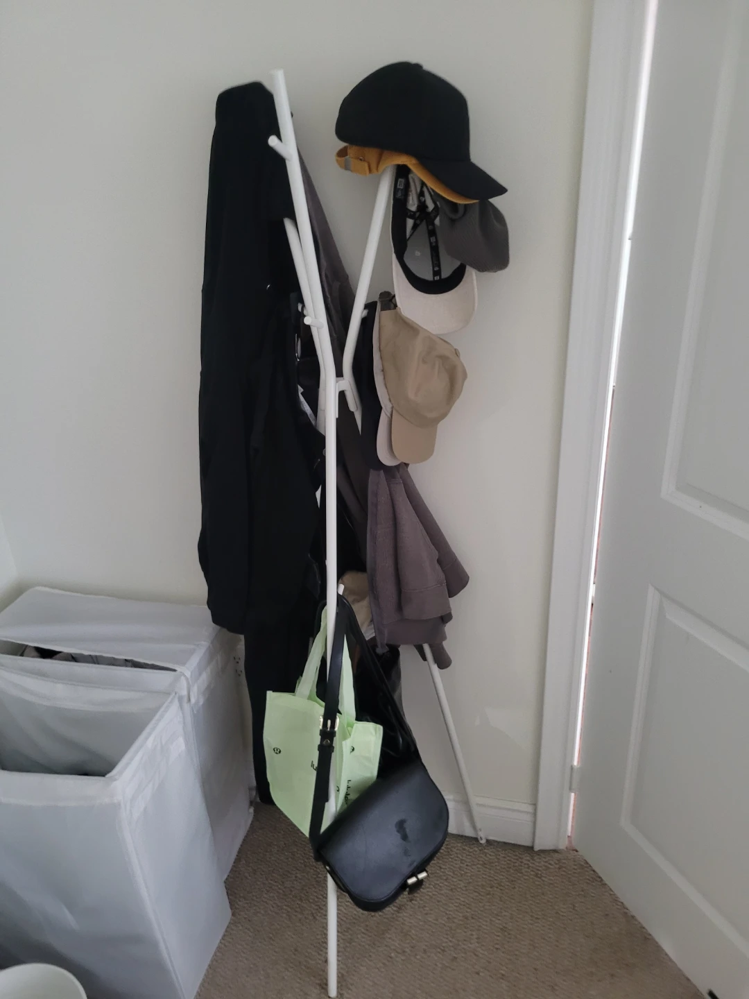 Ikea- White Rack Stand - Hanger - photo 4