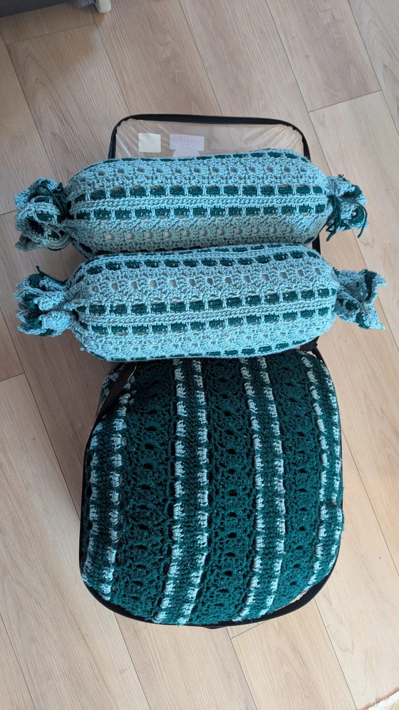 Crocheted Throw and 2  Bolster Set - photo 2