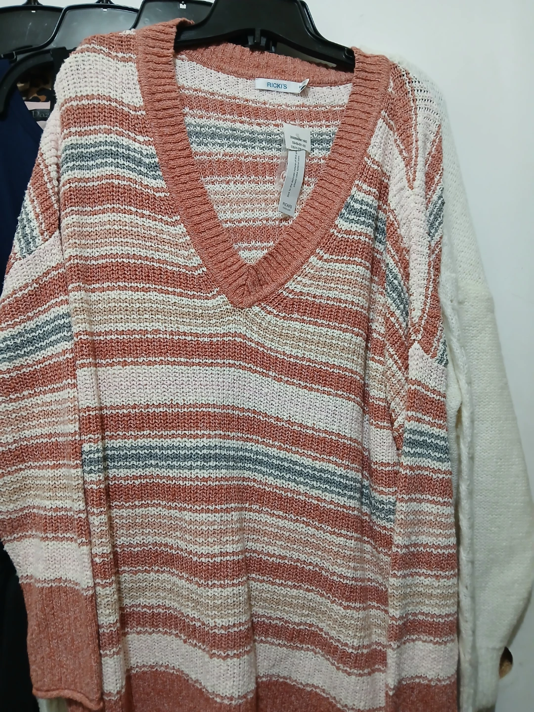Old Navy Cream Cable Knit Sweater - photo 2
