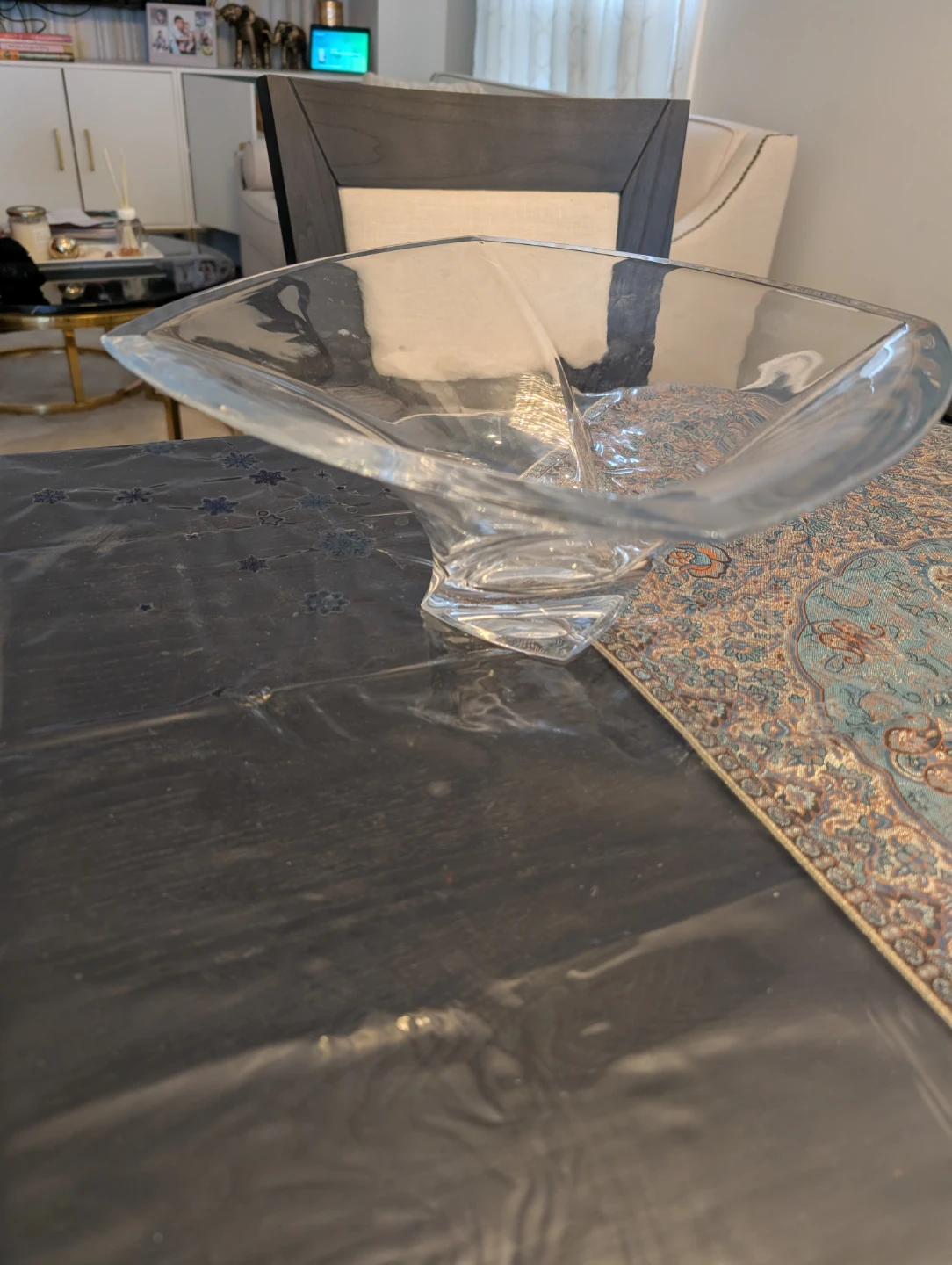 Crystal bowel