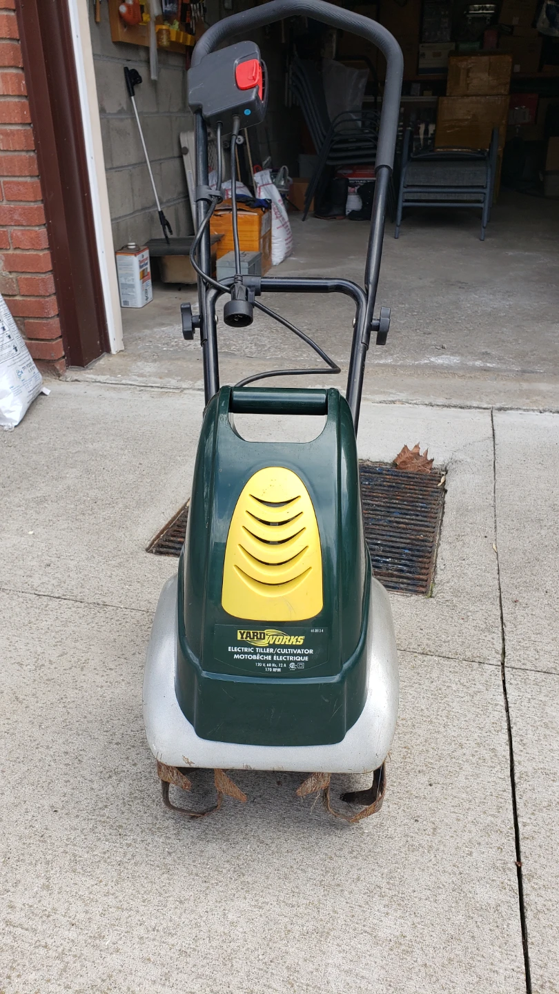 Yardworks Electric Tiller/Cultivator