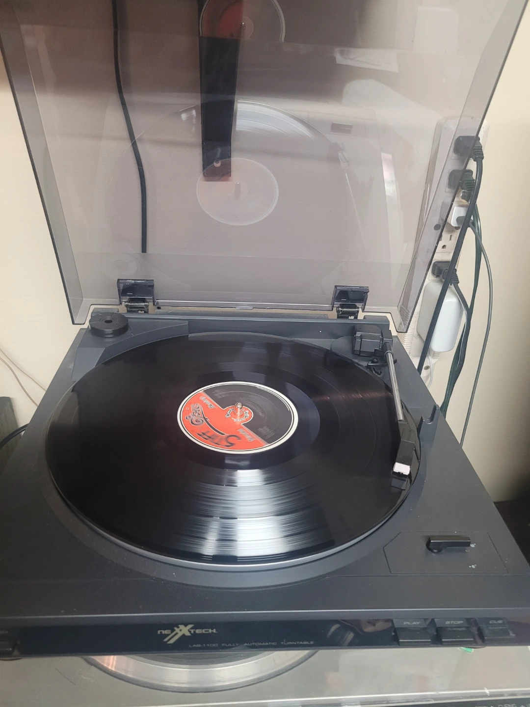 Nextech LAB-1100 Fully Automatic Turntable - photo 2