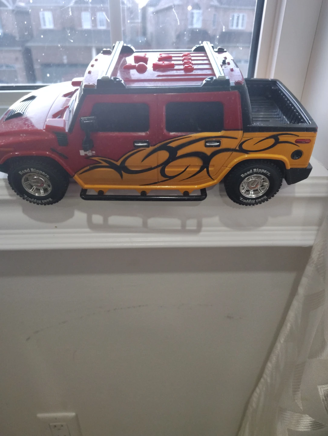 Hummer H2 Toy Truck with Flames - photo 2