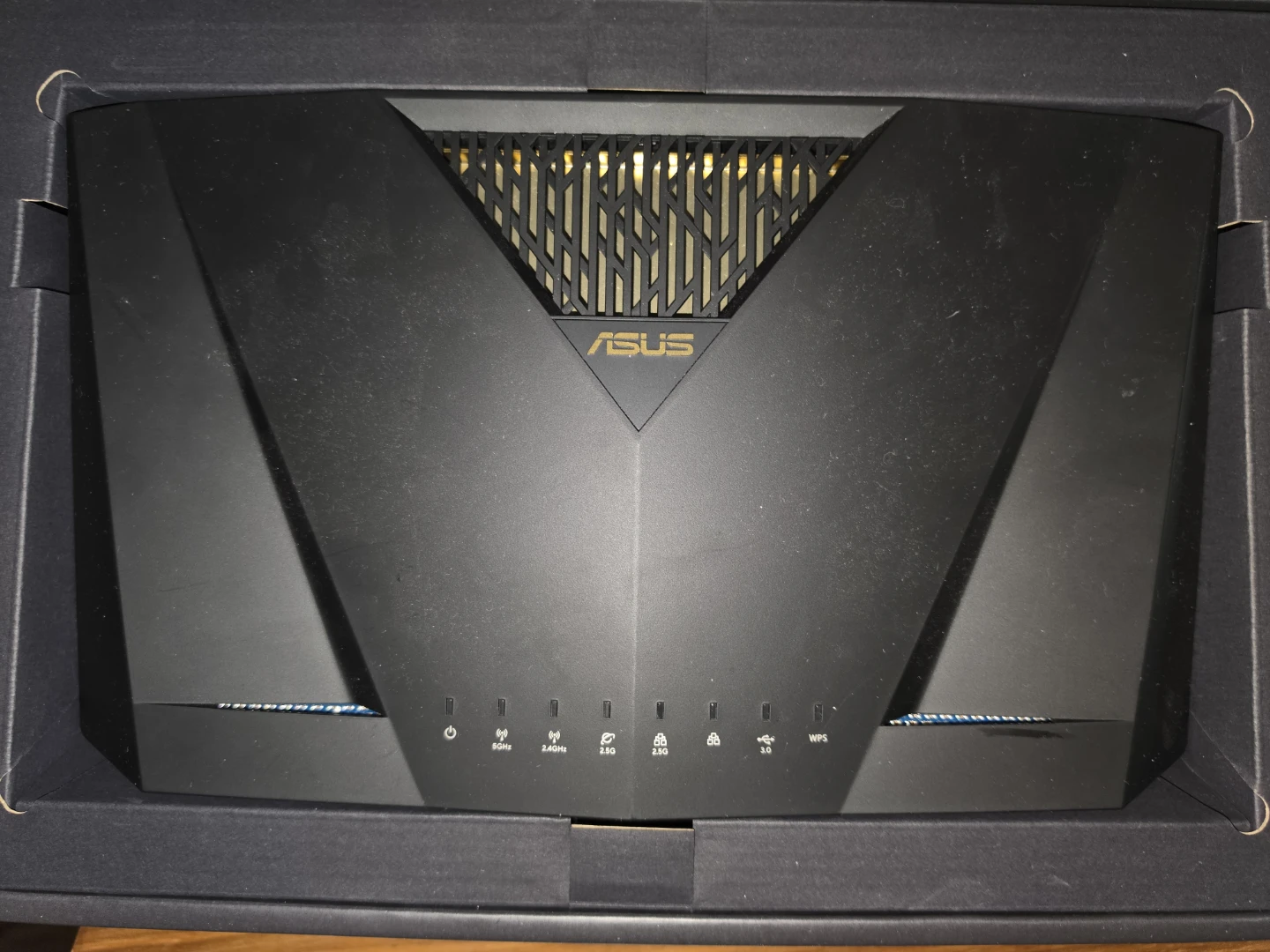 ASUS RT-AX88U Pro AX6000 Dual Band WiFi 6 Router - photo 3