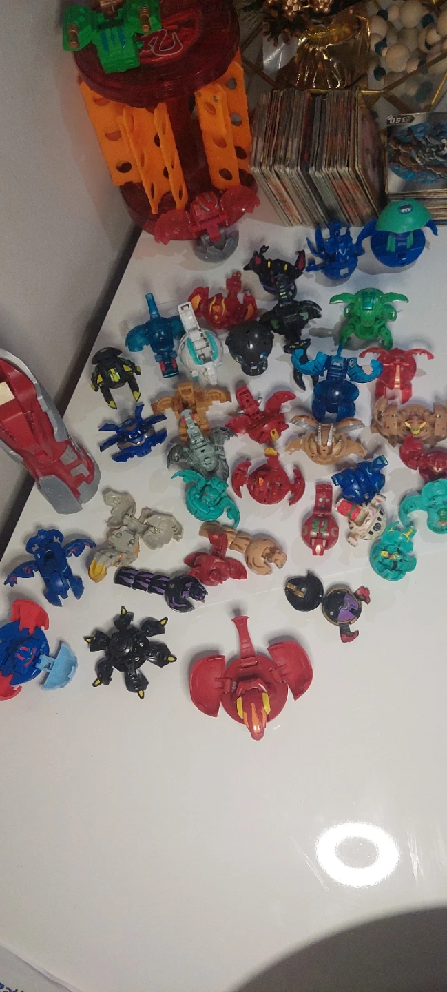 🔥 HUGE Bakugan Bundle + Launcher + Cards + EXTRAS 🔥 (Must See!) - photo 3