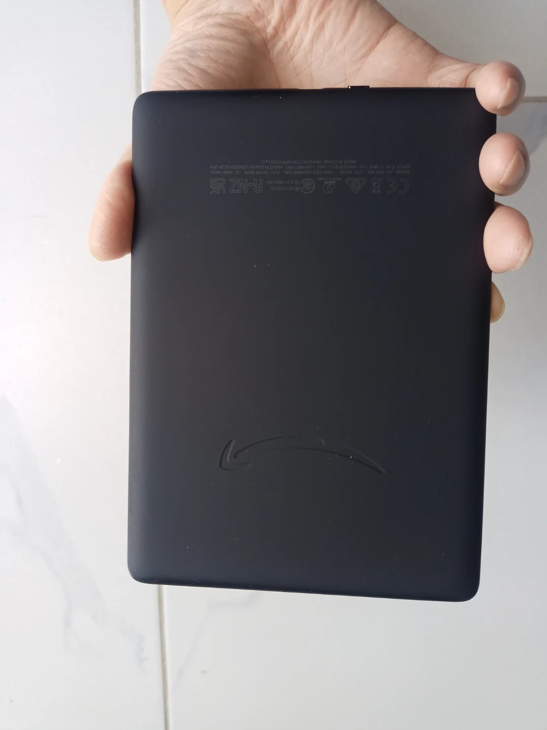 Kindle Paperwhite Signature Edition 11th Gen E-reader with cover - photo 2