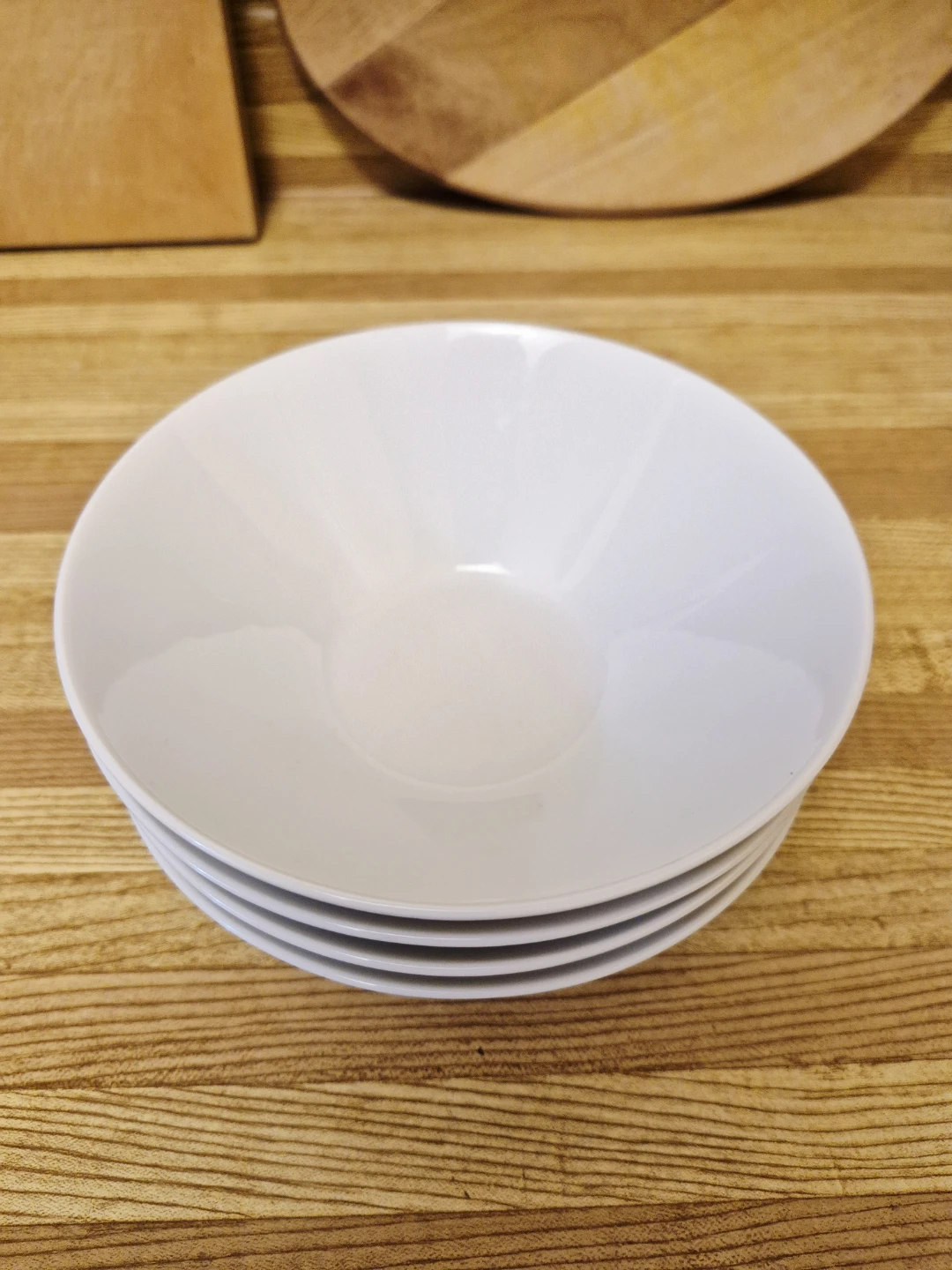 Set of 4 White Bowls: As New (Japanese style) - photo 4