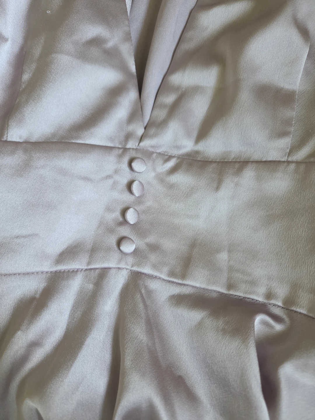 MISSGUIDED Satin V-Neck Dress - photo 2