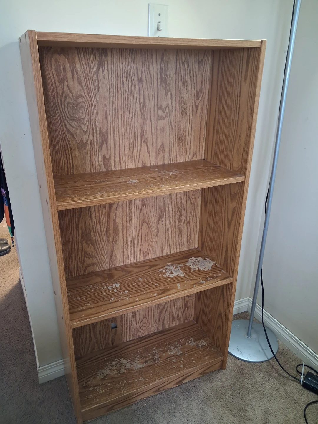 Wooden 3-shelf bookshelf