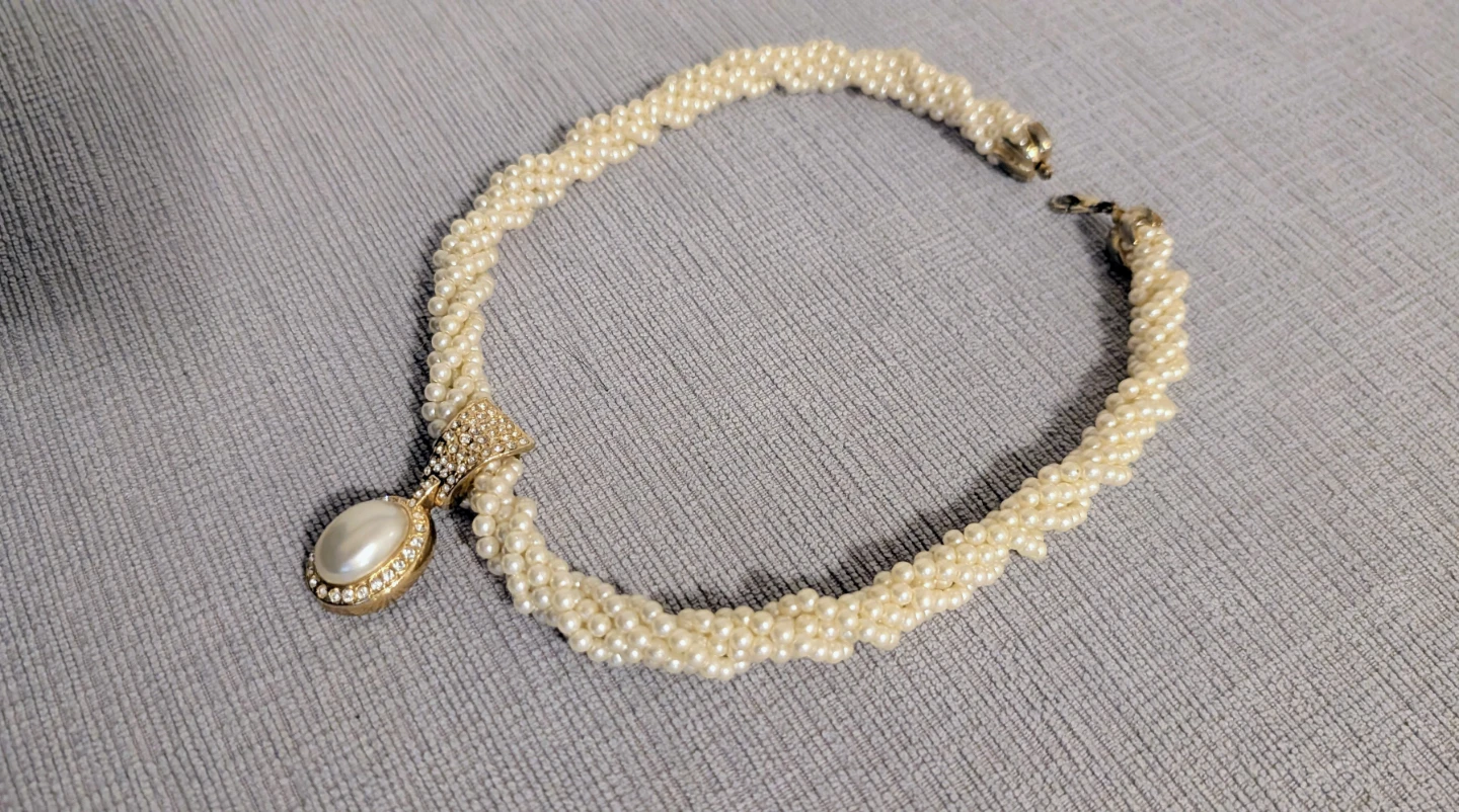 Faux Pearl Necklace with Rhinestone Pendant - photo 2
