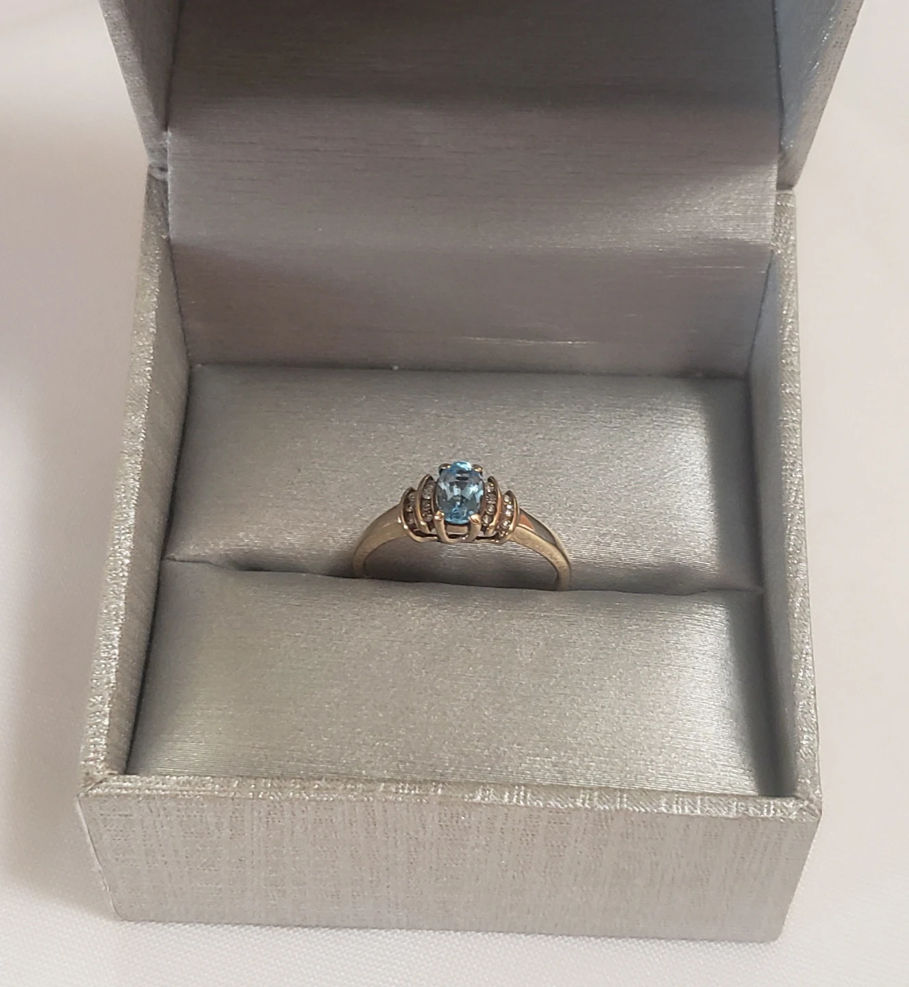 Like New 10 K Real Gold Ring With Aqamarine - photo 3