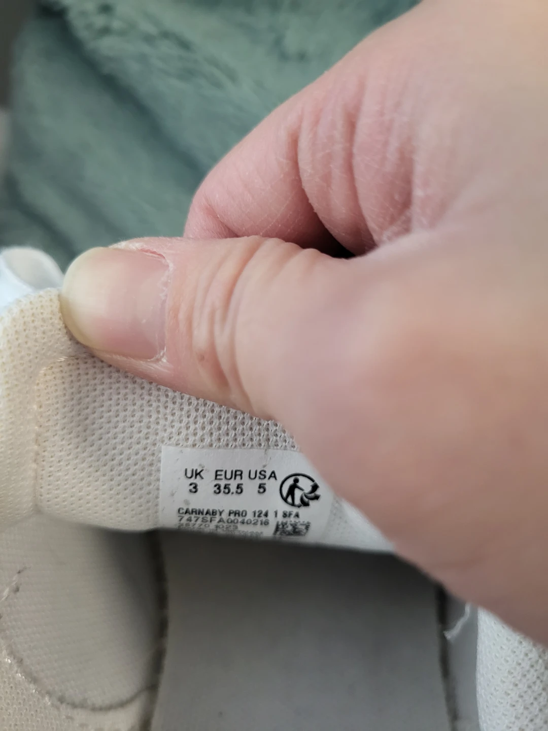 Mint Condition - Lacoste Carnaby Pro white sneakers - photo 4