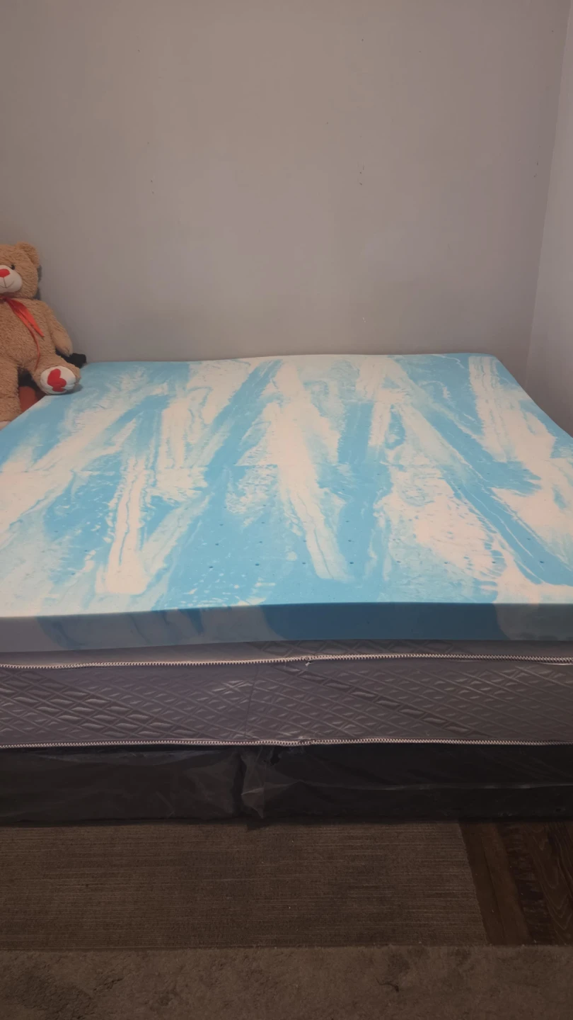 King Size Gel Memory Foam Mattress Topper - photo 2