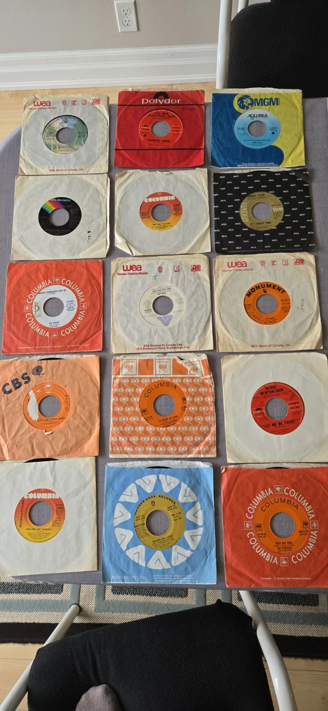 Collection of 15 Vintage 7-inch Vinyl Records