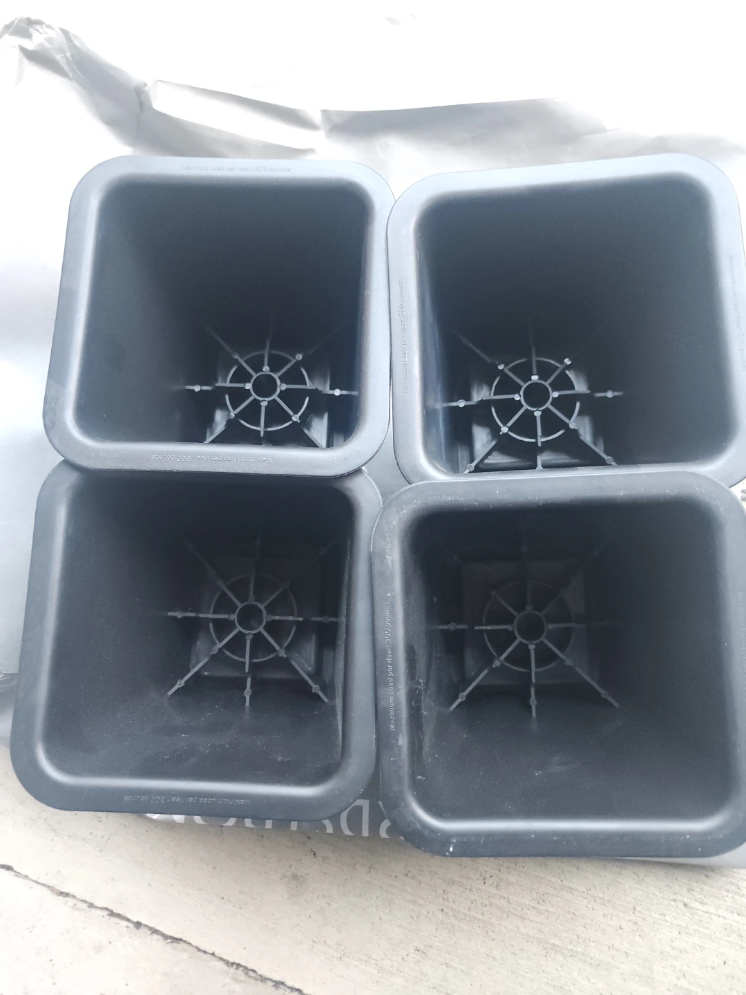 Set of 4 Black Bed Risers - photo 4