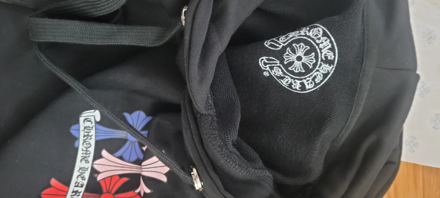 Chrome Hearts Black Hoodie - Size M - photo 4
