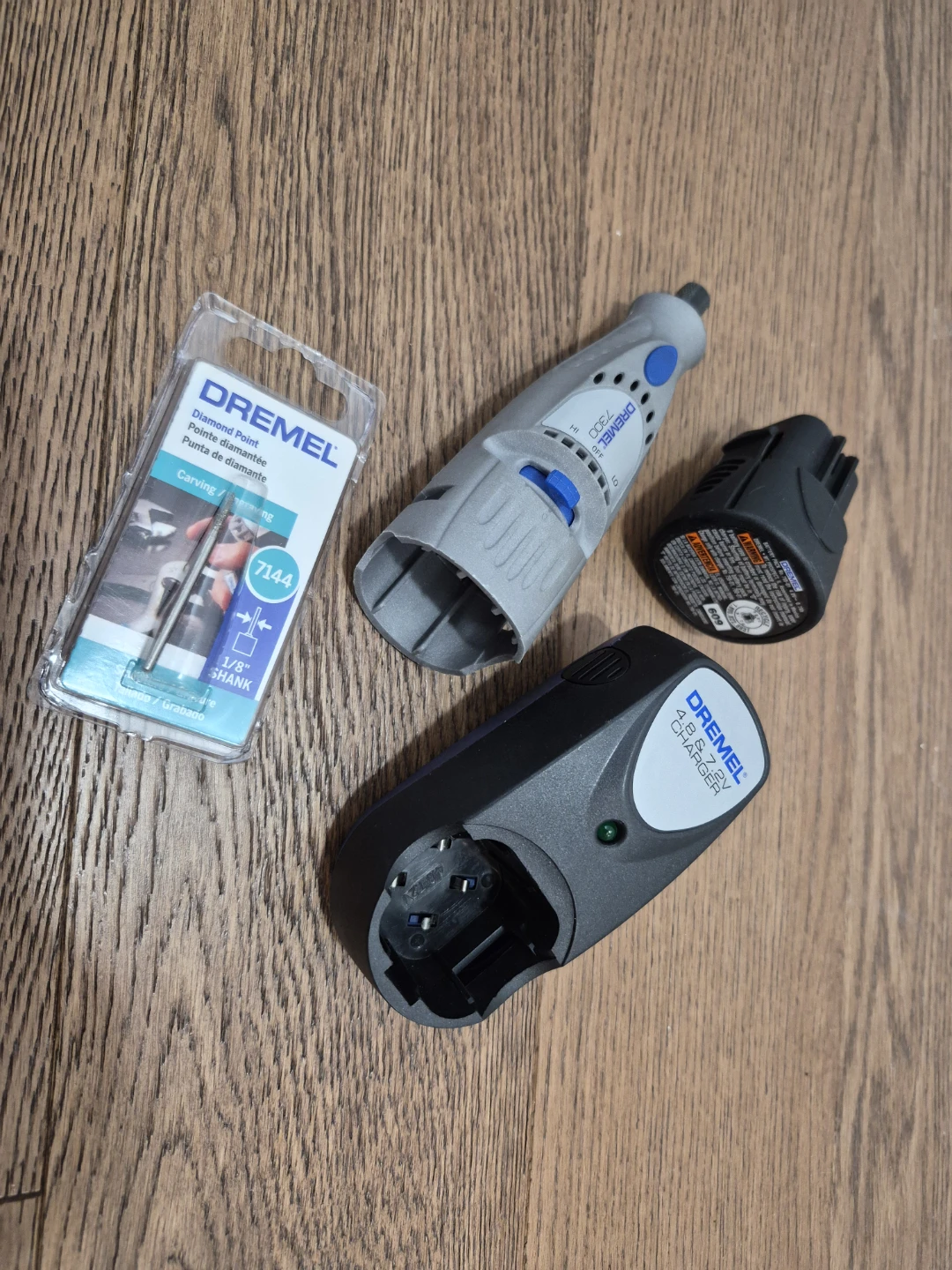 DREMEL 7300-N/8 4.8V Cordless Two-Speed Rotary Tool - photo 2