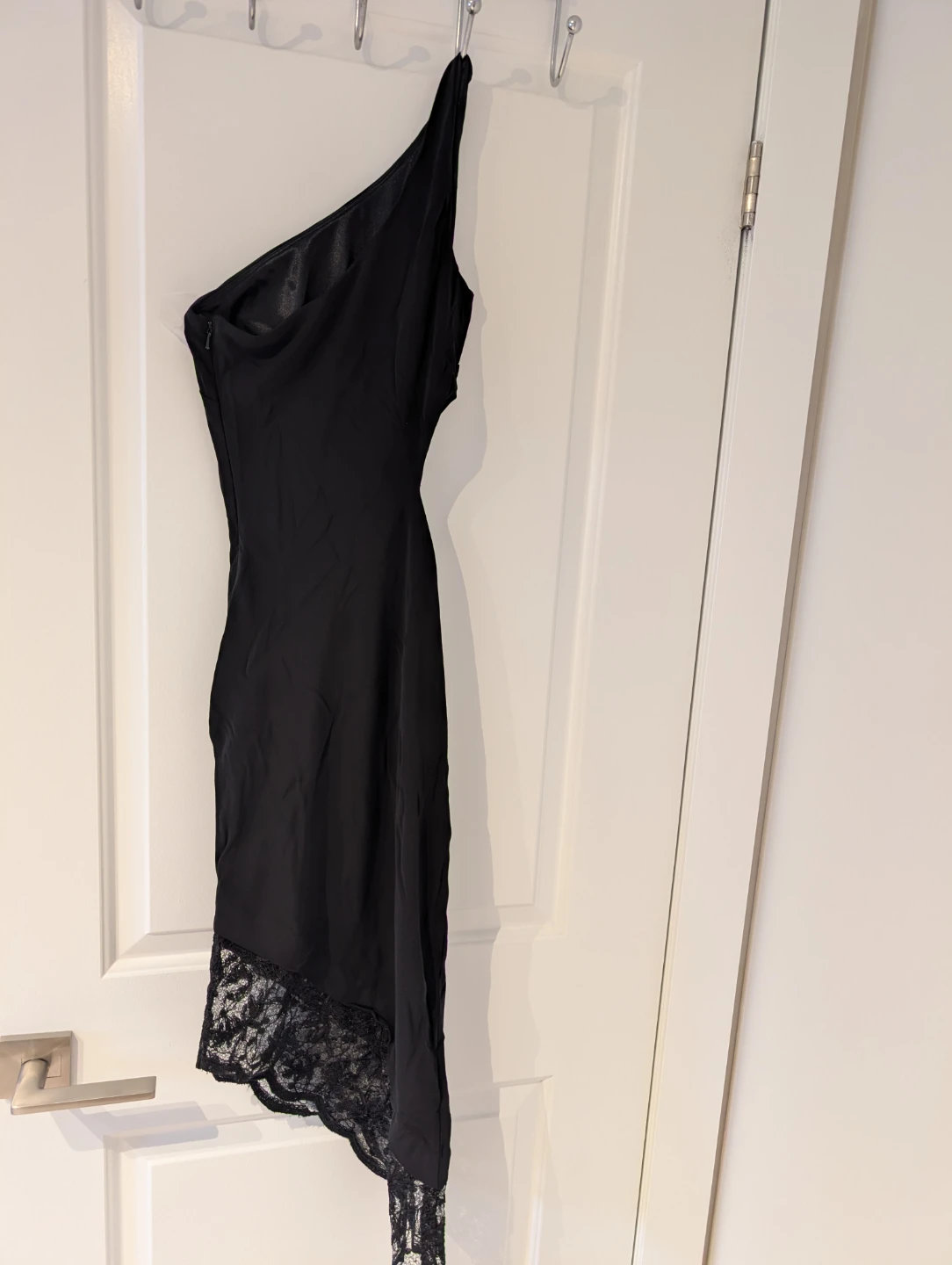 Bebe Black One-Shoulder Lace Trim Dress - photo 2
