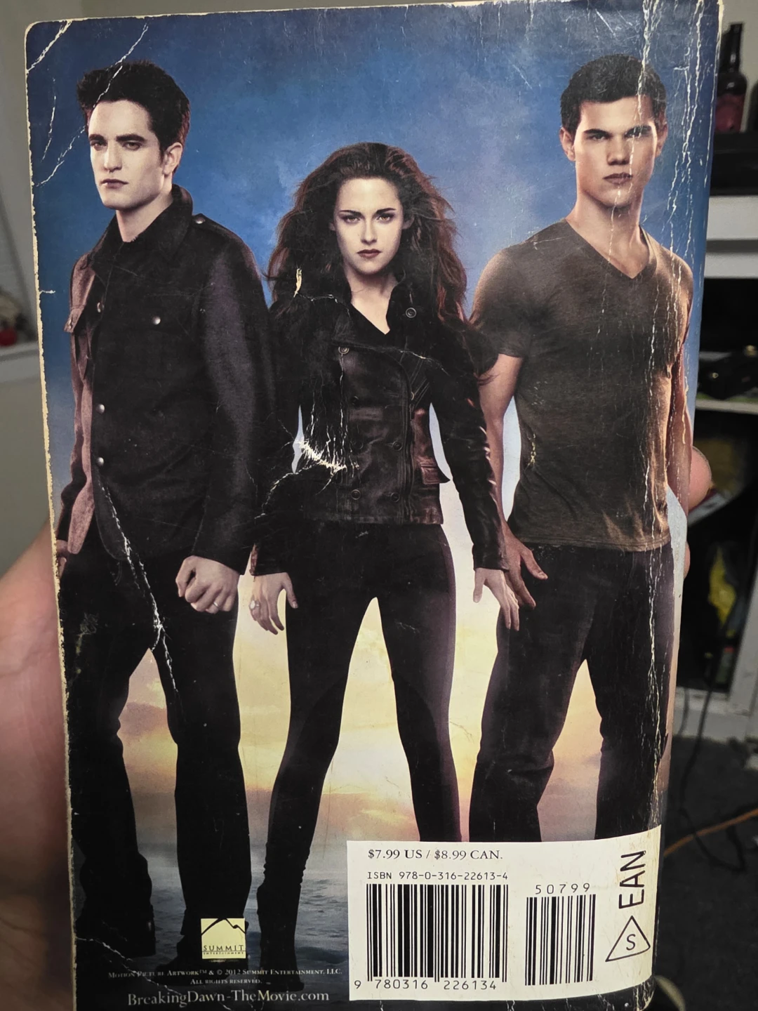 The Twilight Saga: Breaking Dawn by Stephenie Meyer - photo 2