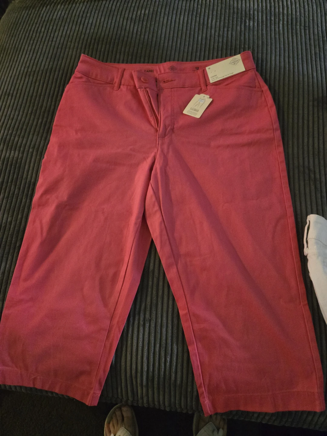 St. John's Bay Women's Red Capri Pants Size 12