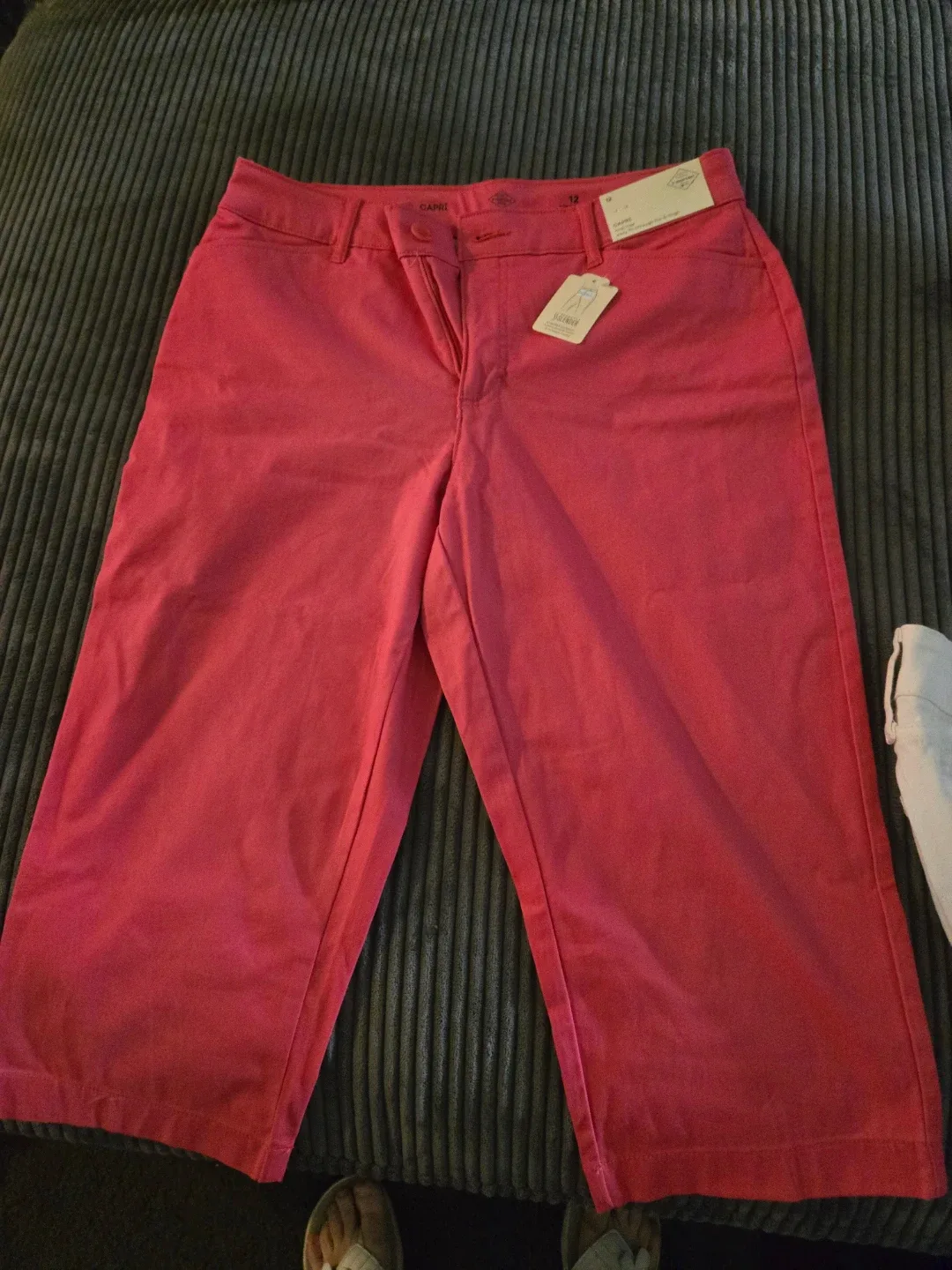 St. John's Bay Women's Red Capri Pants Size 12