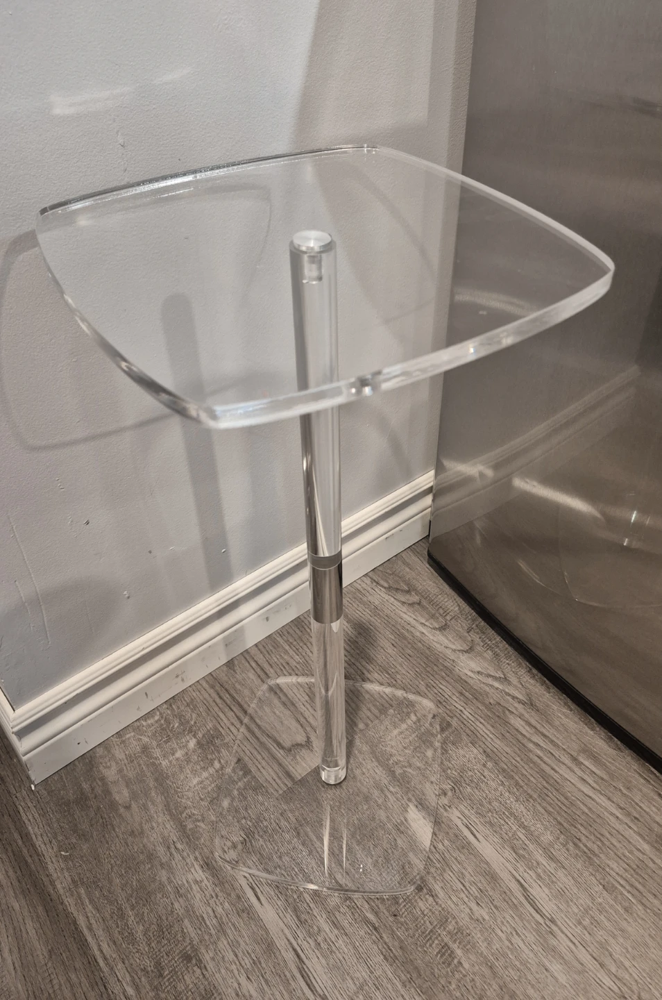 Square Clear Acrylic Drink Side Table, 10"x10"x21.6" - photo 4