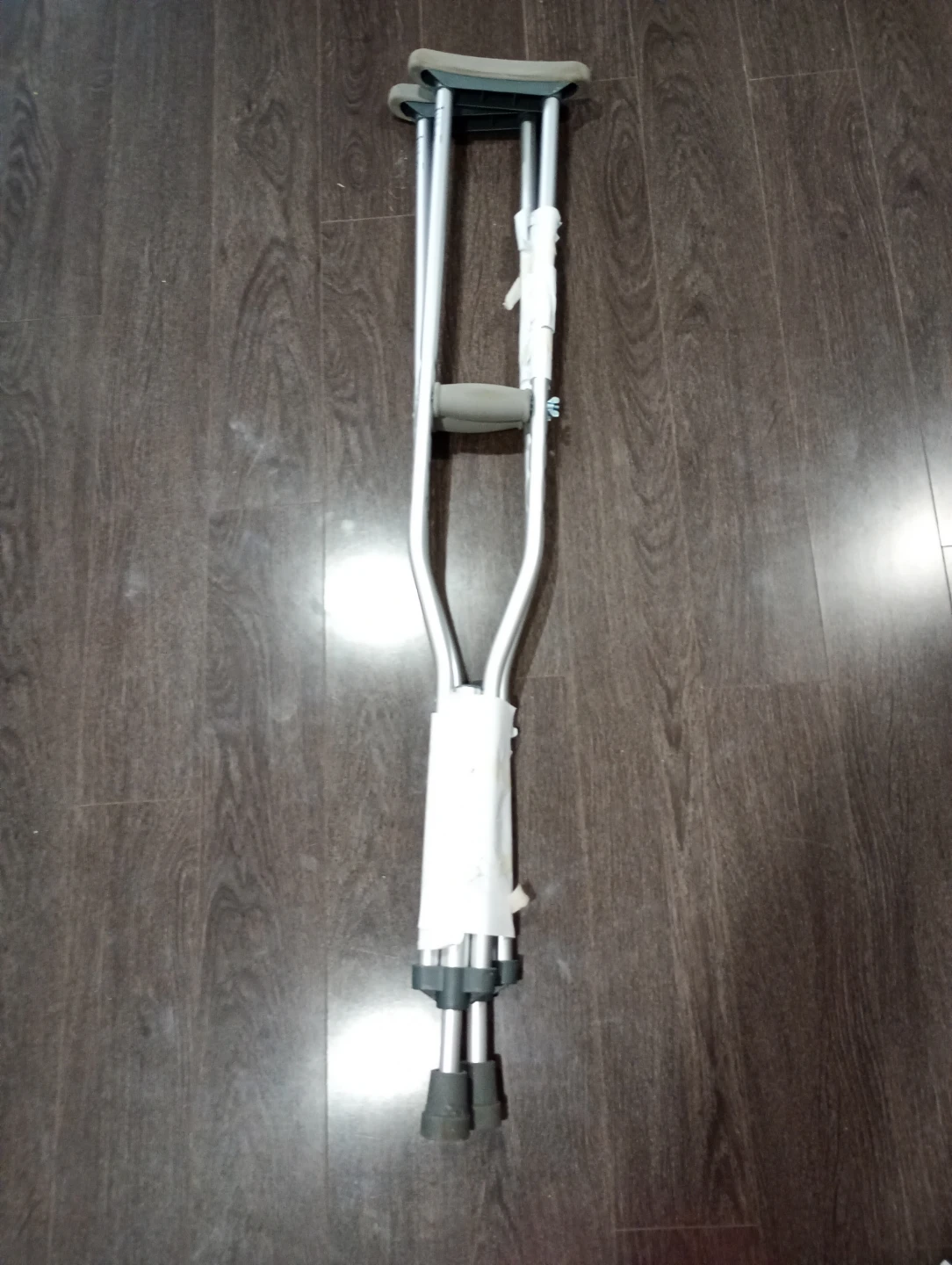 Pair of Aluminum Crutches