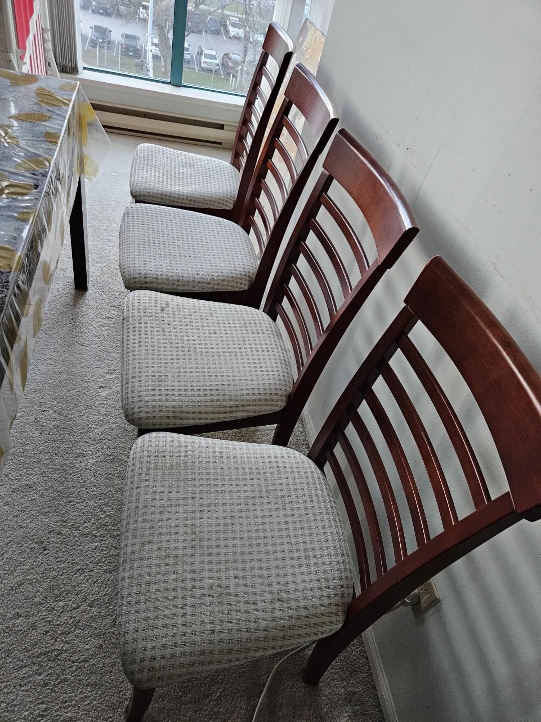 Dark Wood Dining Table with 4 free chairs - photo 3