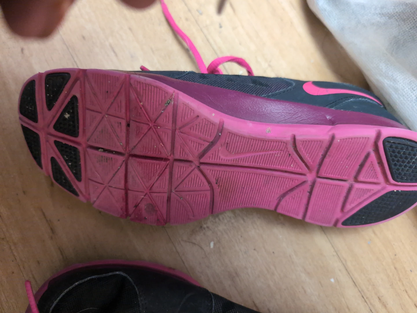 Nike Women's Running Shoes Size 7 Black Pink - photo 3