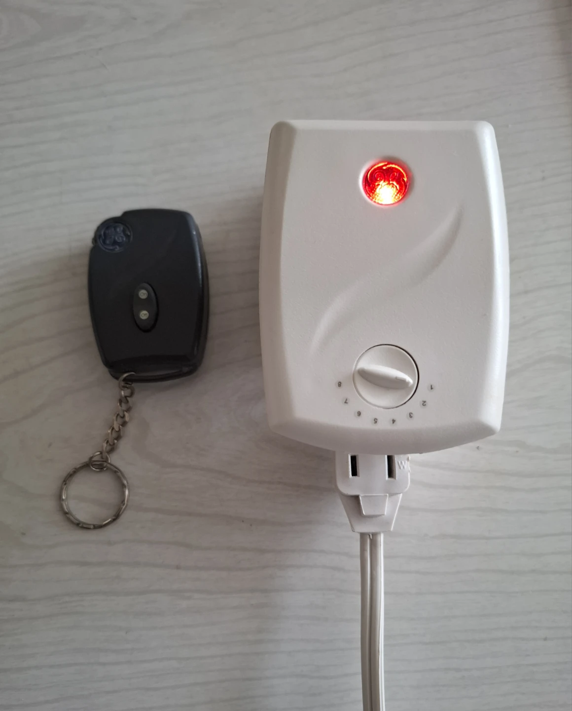 GE Indoor Remote Control Outlet Adapter with Key Fob - photo 5