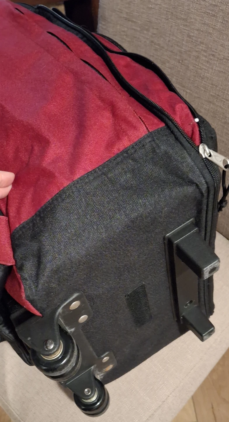 CONCOURSE Red Rolling Backpack Luggage - photo 4