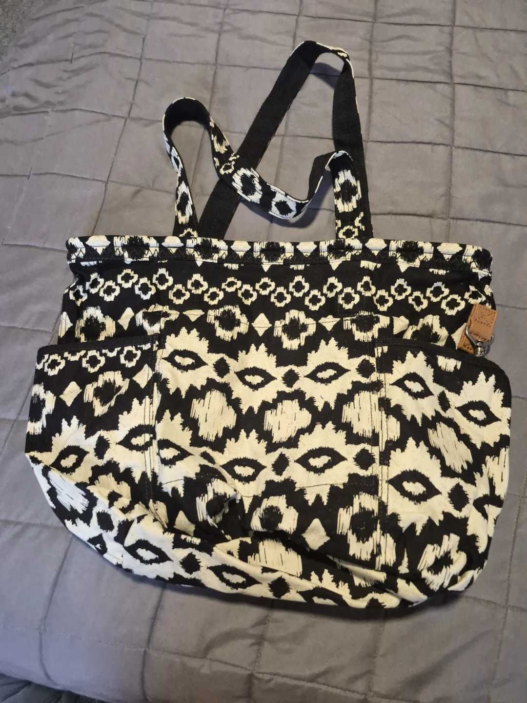 Thirty-one Black and White Patterned Tote Bag