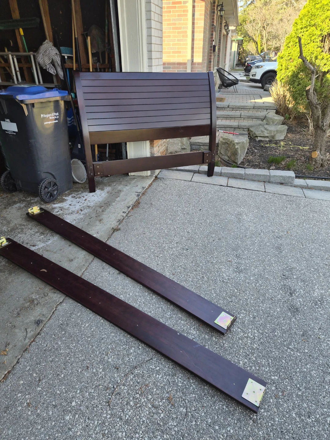 Dark Brown Double bed - free, like new (no slats) - photo 2