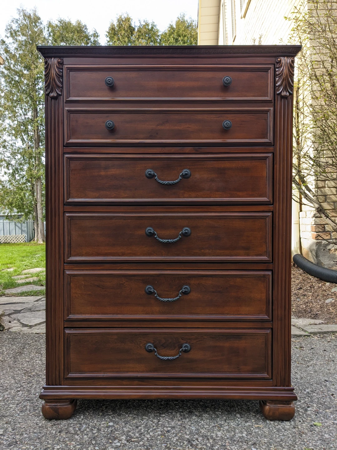 Ashley Design Leahlyn Chest -Excellent Condition