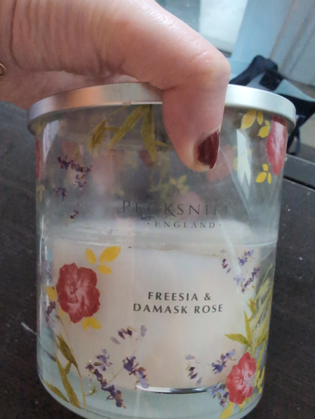 Pecksniffs Freesia & Damask Rose Scented Candle