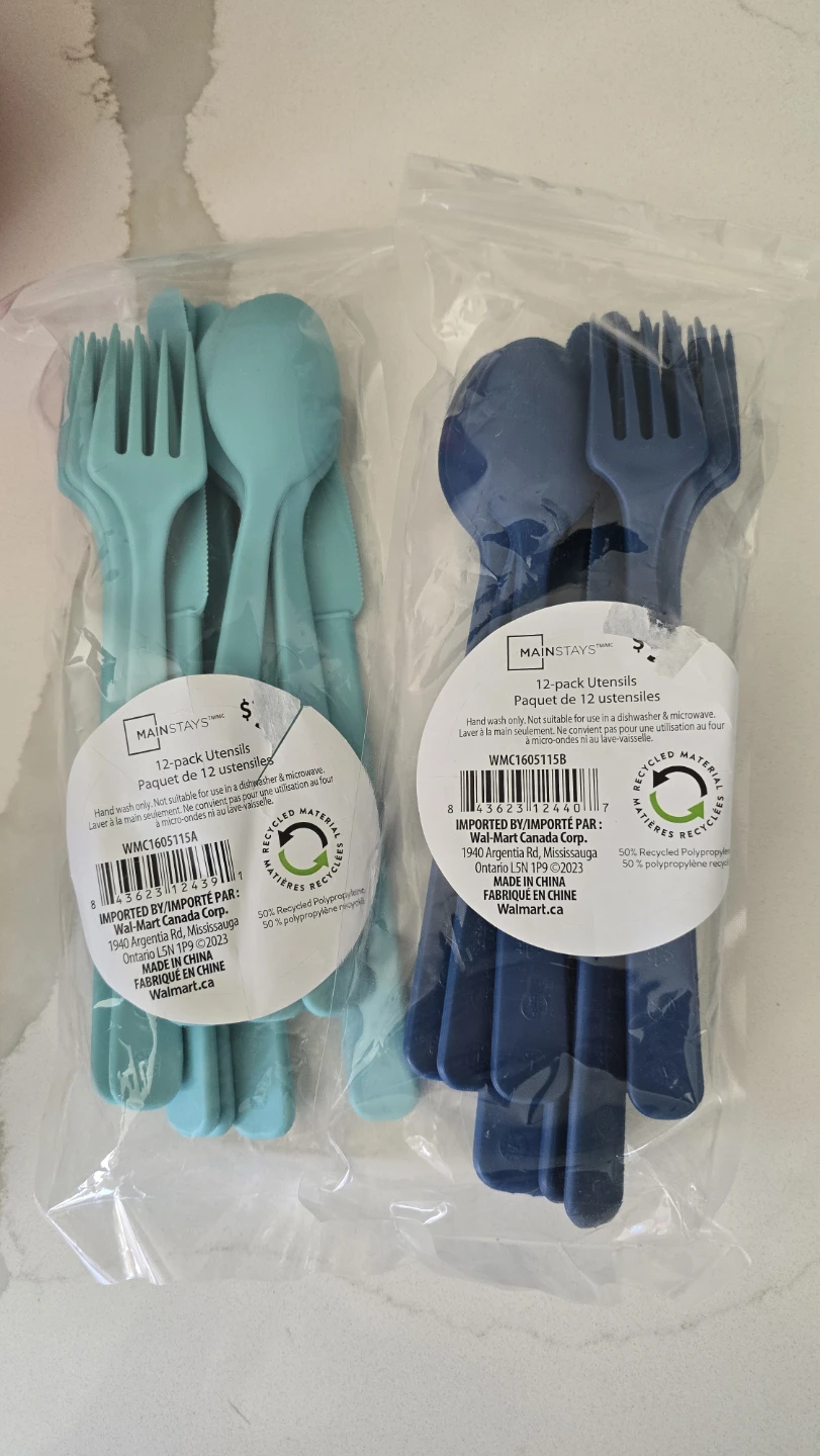 Big New Reusable Dinnerware Set - photo 5