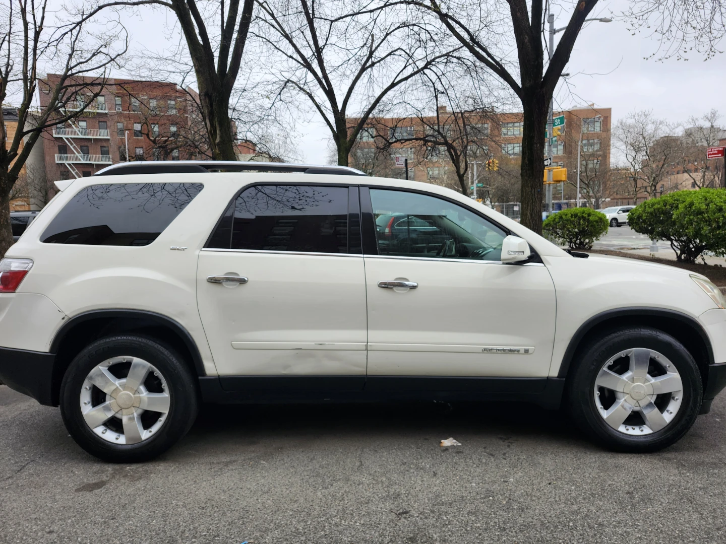2007 GMC ARCADIA - photo 5