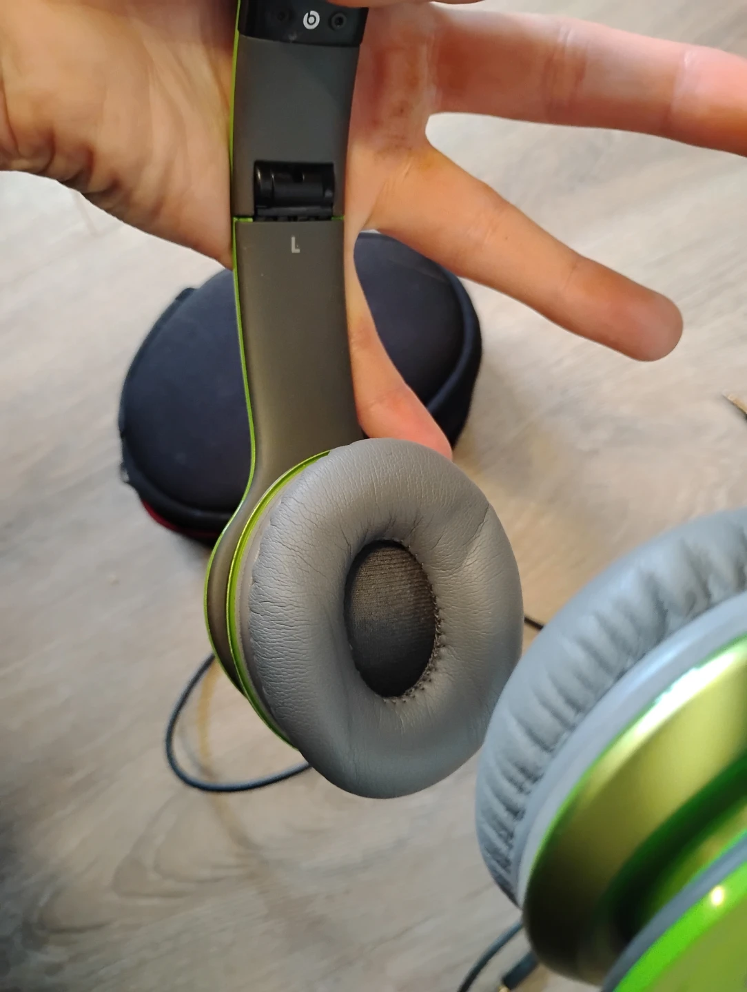 Beats by Dr. Dre Solo HD on-ear wired headphones in green - photo 4