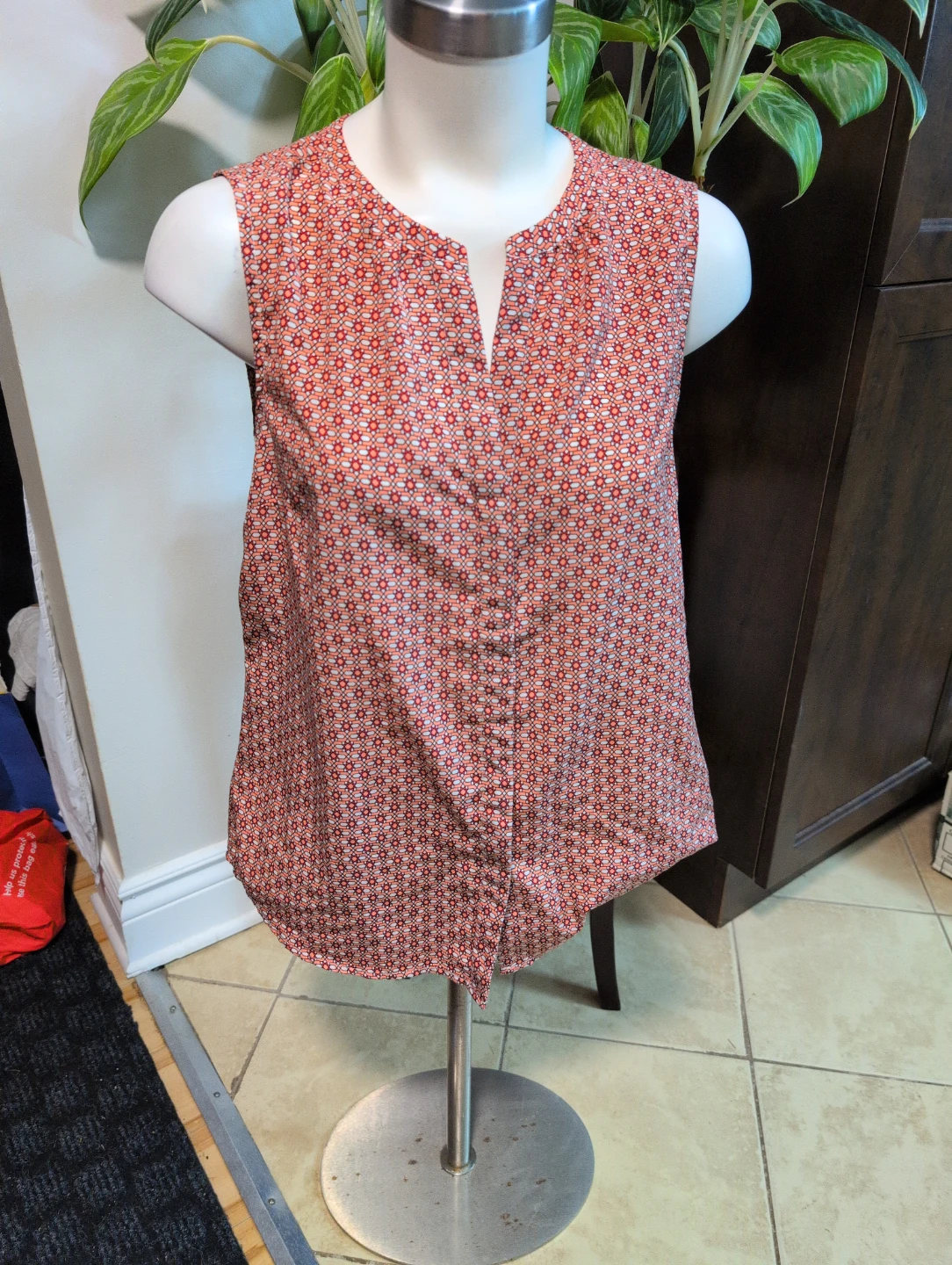 Trendsetter Sleeveless Blouse - M/M