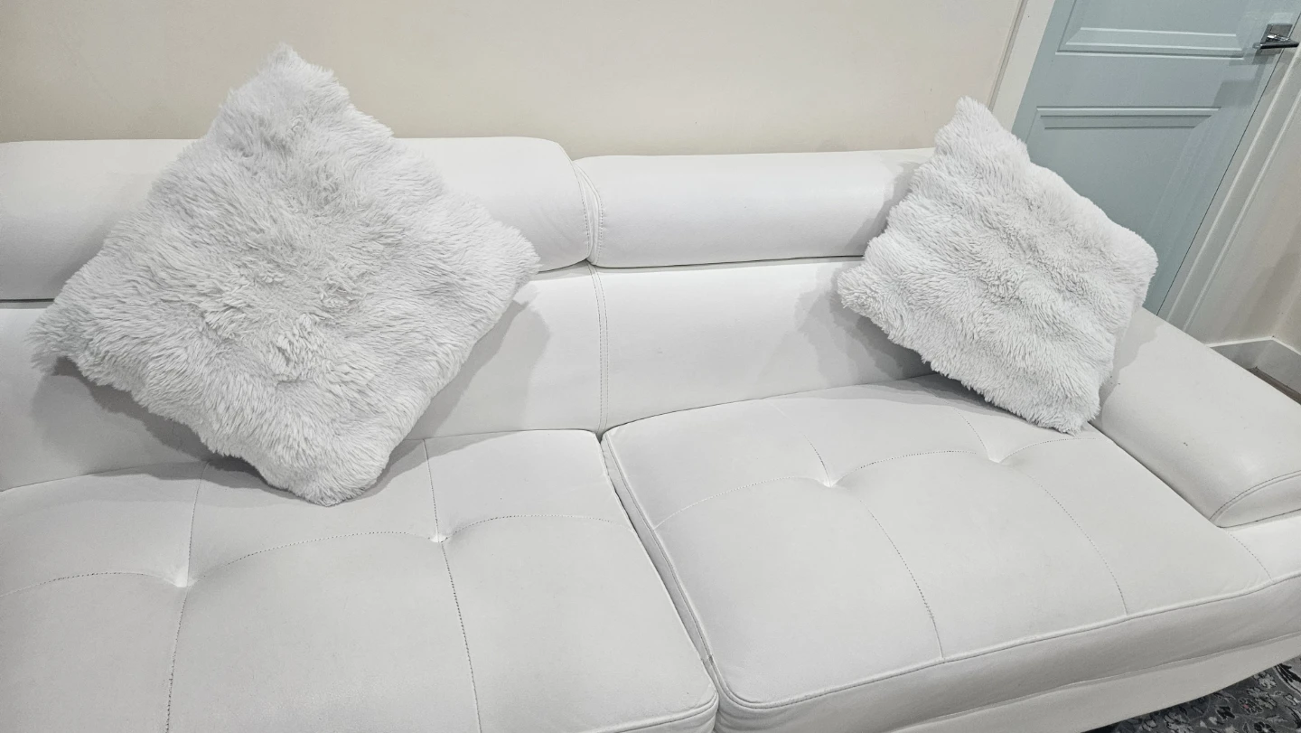 White Sectional Sofa with Pillows - photo 3