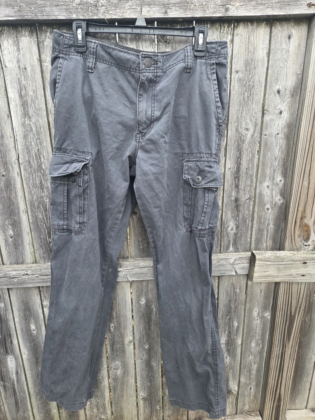 Old Navy Men's Cargo Pants - Gray, Size 32 x 34