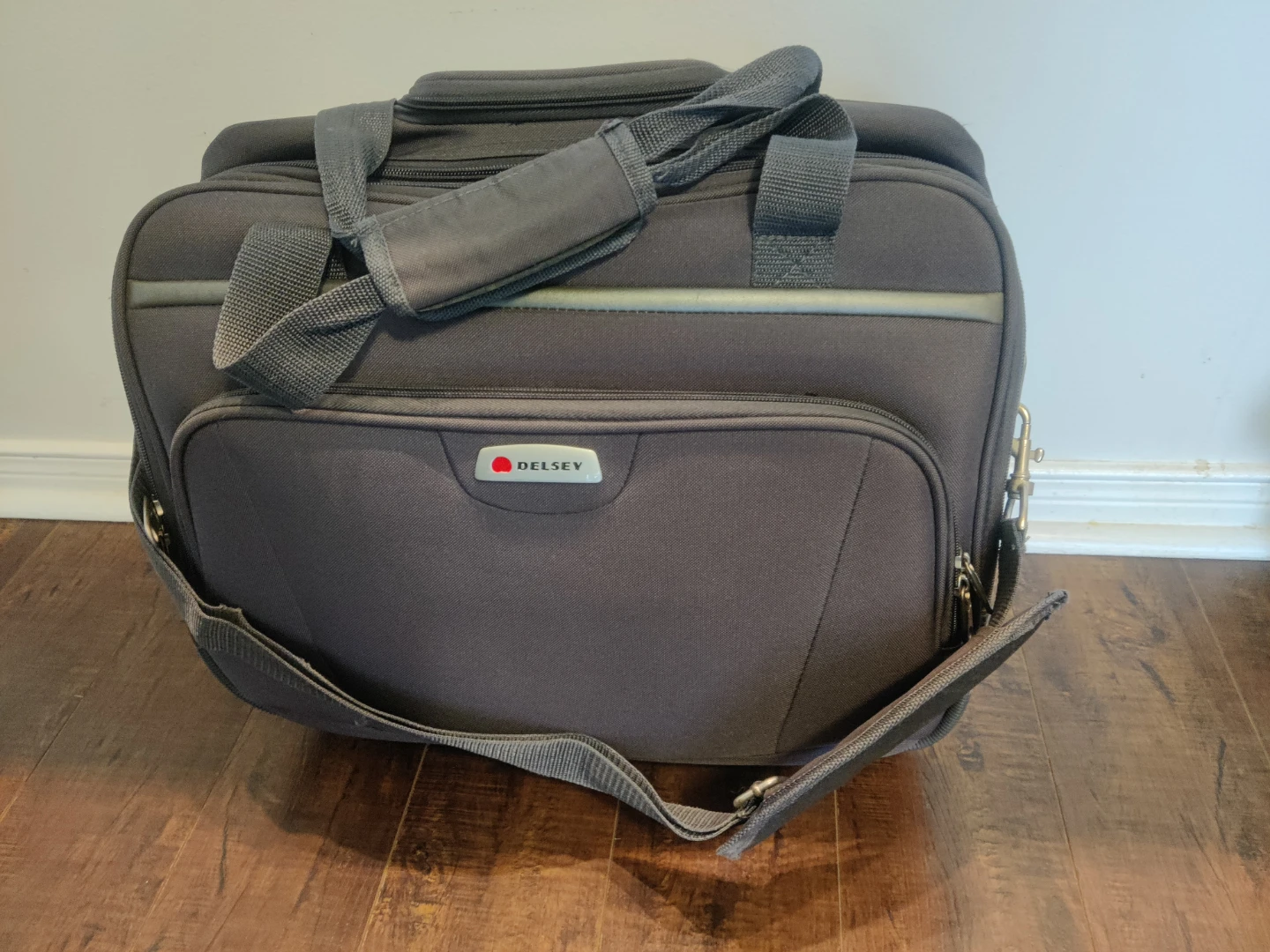 Delsey Rolling Business Travel Bag - photo 2