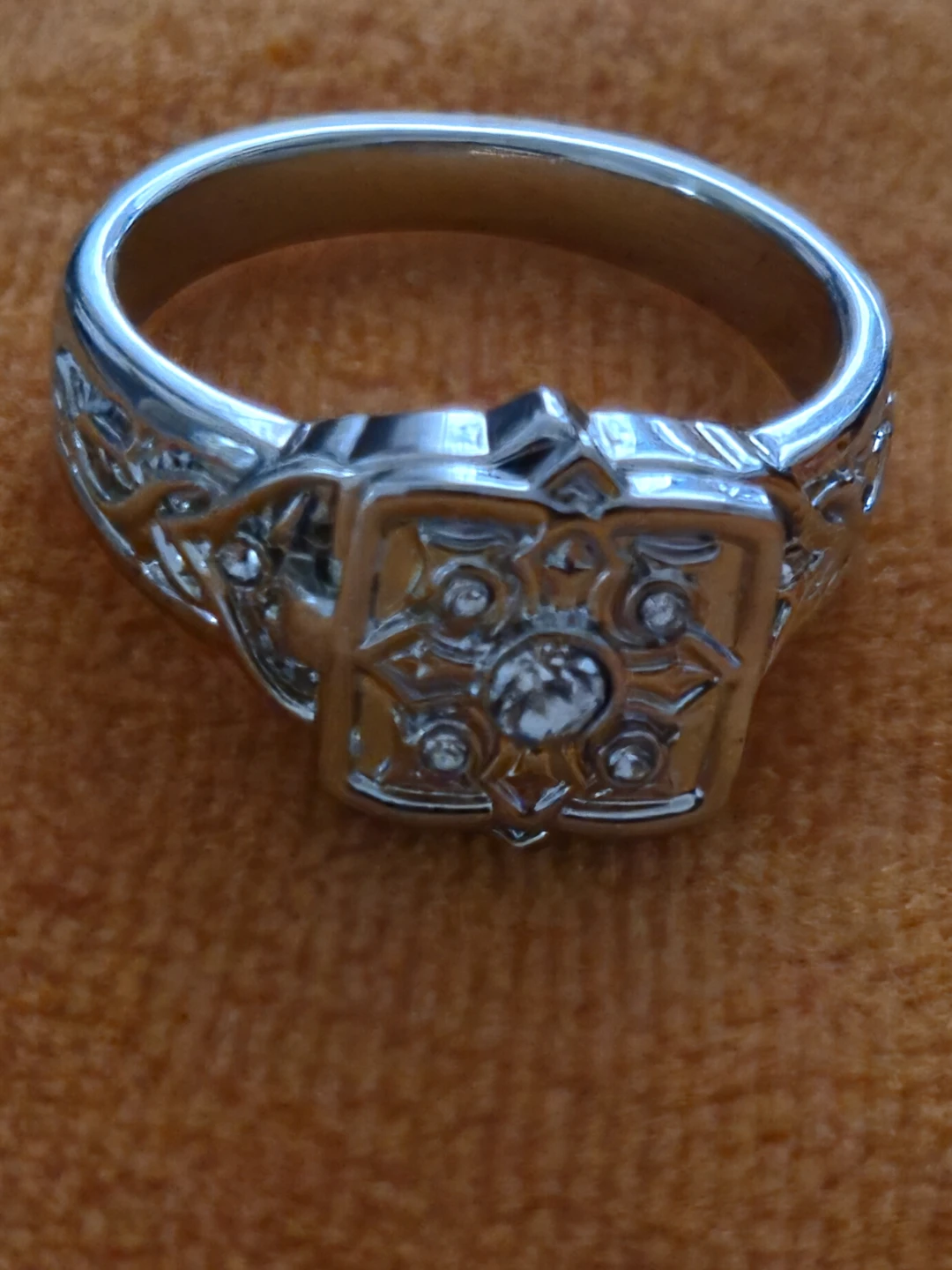 Man's Ring with hidden compartment - photo 3