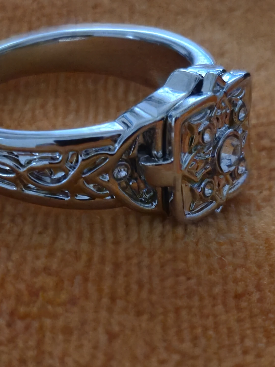 Man's Ring with hidden compartment - photo 5
