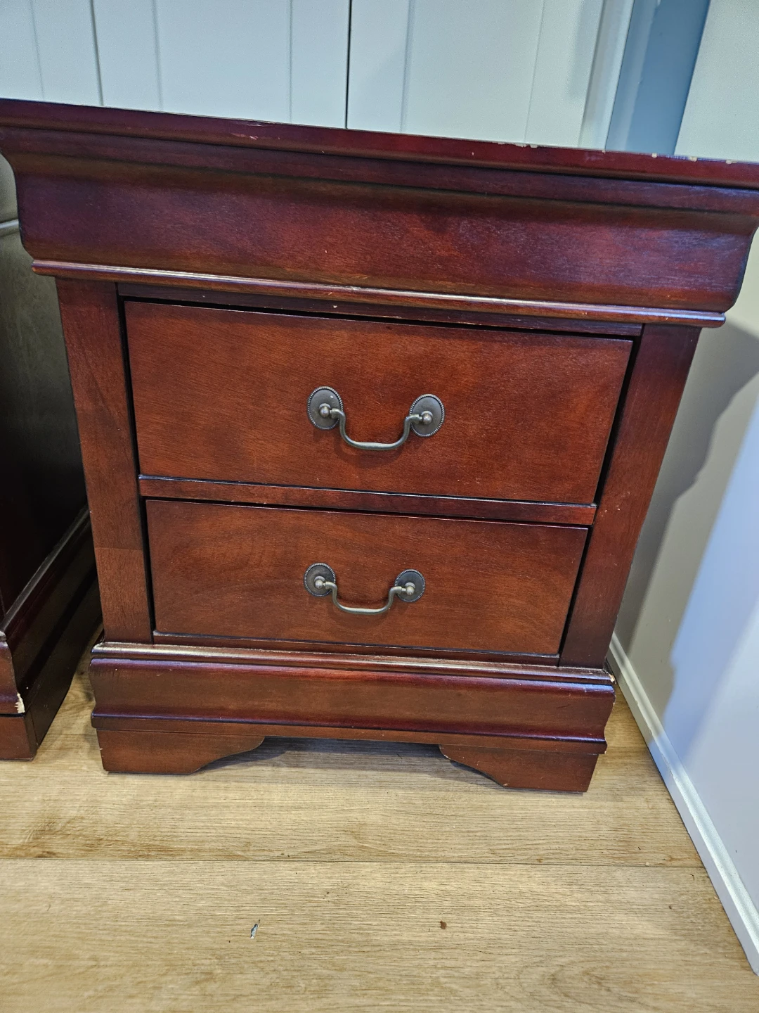 Cherry Wood Nightstands (Set of 2) - photo 2